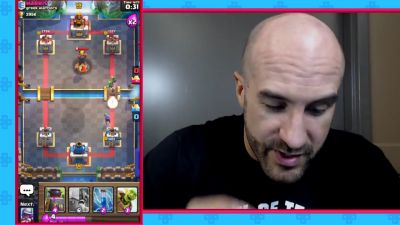 CESARO_dishes_pains___answers_your_CLASH_ROYALE_questions___2_--_UpUpDownDown_P_mp40389.jpg