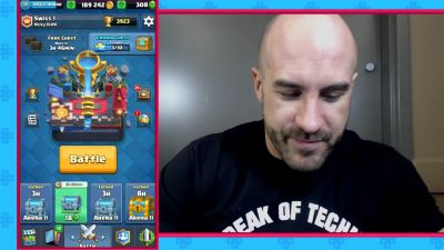 CESARO_dishes_pains___answers_your_CLASH_ROYALE_questions___2_--_UpUpDownDown_P_mp40459.jpg