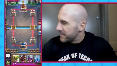CESARO_dishes_pains___answers_your_CLASH_ROYALE_questions___2_--_UpUpDownDown_P_mp40471.jpg