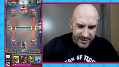 CESARO_dishes_pains___answers_your_CLASH_ROYALE_questions___2_--_UpUpDownDown_P_mp40473.jpg