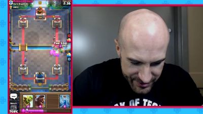 CESARO_dishes_pains___answers_your_CLASH_ROYALE_questions___2_--_UpUpDownDown_P_mp40480.jpg