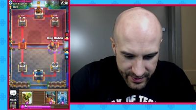 CESARO_dishes_pains___answers_your_CLASH_ROYALE_questions___2_--_UpUpDownDown_P_mp40481.jpg