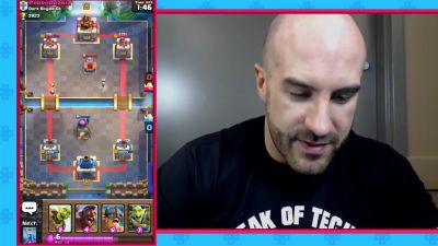 CESARO_dishes_pains___answers_your_CLASH_ROYALE_questions___2_--_UpUpDownDown_P_mp40513.jpg