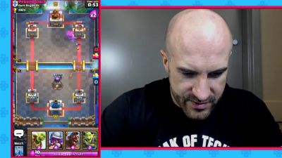 CESARO_dishes_pains___answers_your_CLASH_ROYALE_questions___2_--_UpUpDownDown_P_mp40548.jpg