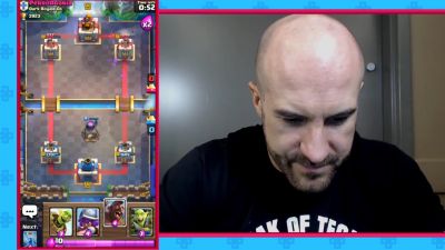 CESARO_dishes_pains___answers_your_CLASH_ROYALE_questions___2_--_UpUpDownDown_P_mp40549.jpg