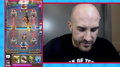 CESARO_dishes_pains___answers_your_CLASH_ROYALE_questions___2_--_UpUpDownDown_P_mp40605.jpg