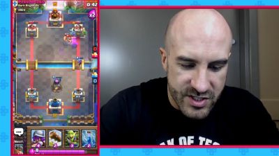 CESARO_dishes_pains___answers_your_CLASH_ROYALE_questions___2_--_UpUpDownDown_P_mp40612.jpg