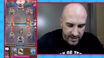 CESARO_dishes_pains___answers_your_CLASH_ROYALE_questions___2_--_UpUpDownDown_P_mp40615.jpg