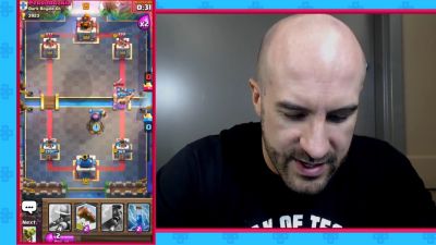 CESARO_dishes_pains___answers_your_CLASH_ROYALE_questions___2_--_UpUpDownDown_P_mp40623.jpg