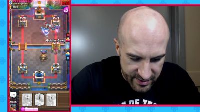 CESARO_dishes_pains___answers_your_CLASH_ROYALE_questions___2_--_UpUpDownDown_P_mp40632.jpg