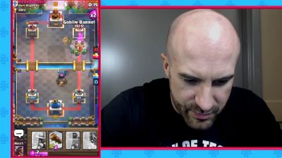 CESARO_dishes_pains___answers_your_CLASH_ROYALE_questions___2_--_UpUpDownDown_P_mp40636.jpg