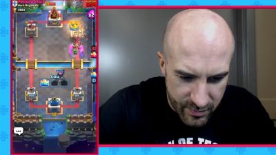 CESARO_dishes_pains___answers_your_CLASH_ROYALE_questions___2_--_UpUpDownDown_P_mp40638.jpg