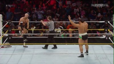 Cesaro-RAW_9-14-15_mp4_20150915_210312_730.jpg