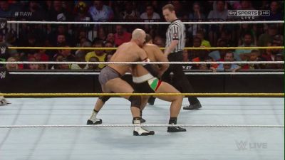Cesaro-RAW_9-14-15_mp4_20150915_210325_102.jpg