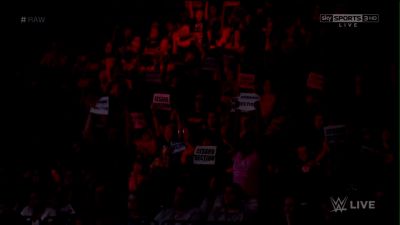 Cesaro-RAW_9-14-15_mp4_20150915_210526_651.jpg