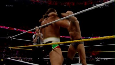 Cesaro-RAW_9-14-15_mp4_20150915_210612_036.jpg