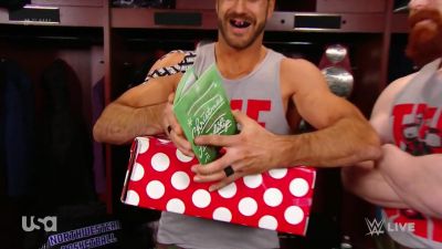 Cesaro_12_25_17_mp40040.jpg