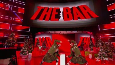 Cesaro_12_25_17_mp40286.jpg