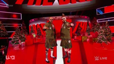 Cesaro_12_25_17_mp40291.jpg