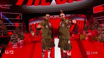 Cesaro_12_25_17_mp40292.jpg