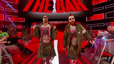 Cesaro_12_25_17_mp40300.jpg
