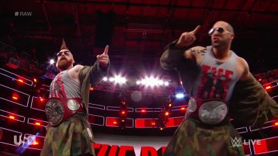 Cesaro_12_25_17_mp40327.jpg