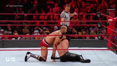 Cesaro_12_25_17_mp40603.jpg