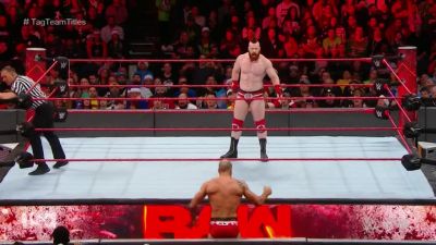 Cesaro_12_25_17_mp40825.jpg