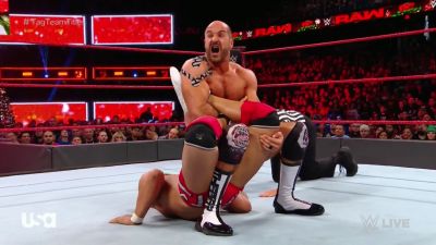 Cesaro_12_25_17_mp41180.jpg