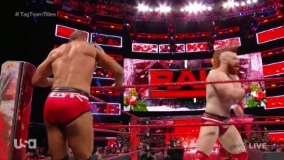 Cesaro_12_25_17_mp41310.jpg