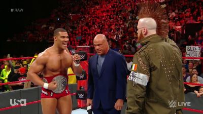 Cesaro_1_1_17_mp40238.jpg