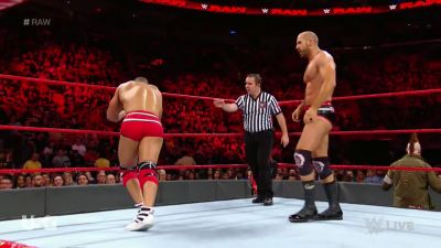 Cesaro_1_1_17_mp40551.jpg