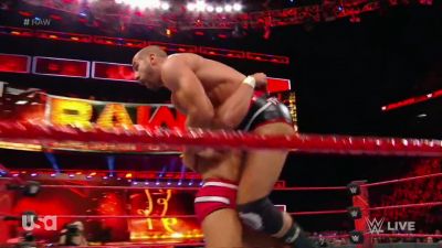 Cesaro_1_1_17_mp40617.jpg