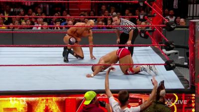 Cesaro_1_1_17_mp40684.jpg