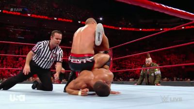 Cesaro_1_1_17_mp40991.jpg
