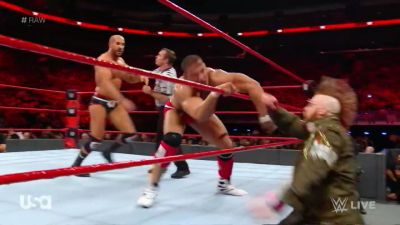 Cesaro_1_1_17_mp41135.jpg