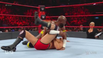 Cesaro_2_mp40324~0.jpg
