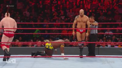 Cesaro_2_mp40382~0.jpg