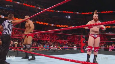 Cesaro_2_mp40611~0.jpg
