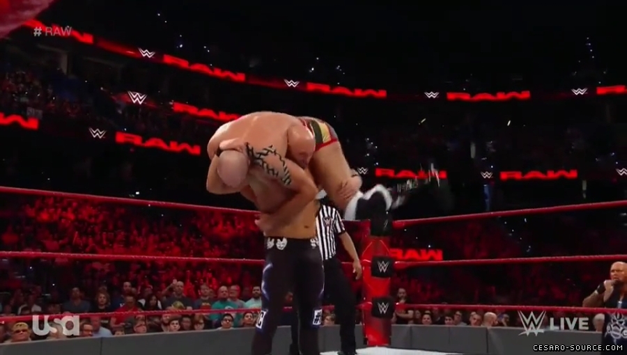 Cesaro_Part_2_mp40469~0.jpg