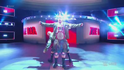 Cesaro_and_Sheamus_mp40050.jpg
