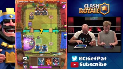 Clash_Royale_-_WWE_TAG_TEAM_CHALLENGE21_mp40703.jpg