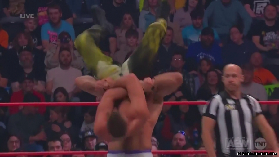 Claudio_Collision_mp40798.jpg