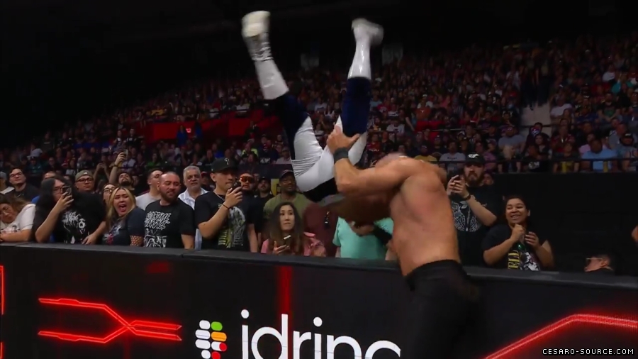 Claudio_Collision_mp41833~1.jpg