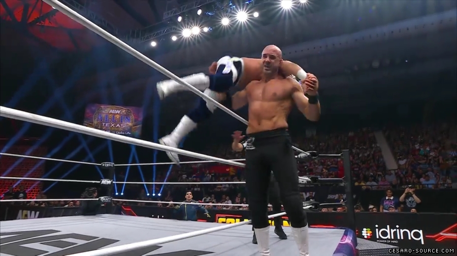 Claudio_Collision_mp42001~0.jpg