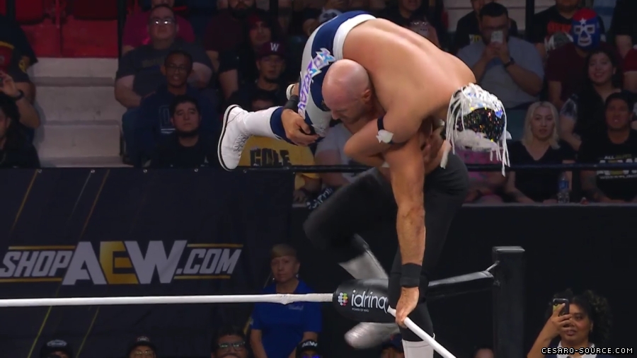 Claudio_Collision_mp42011~0.jpg