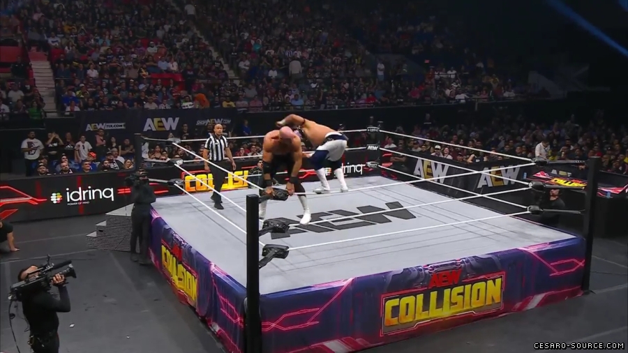 Claudio_Collision_mp42047~1.jpg