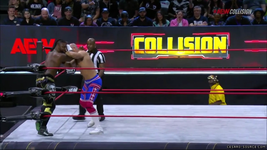 Claudio_Collision_mp42119~0.jpg