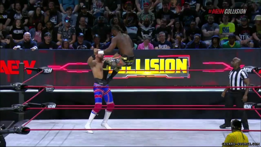 Claudio_Collision_mp42208.jpg