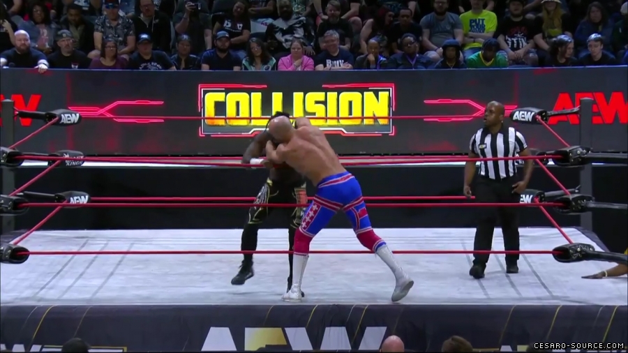 Claudio_Collision_mp42440~0.jpg